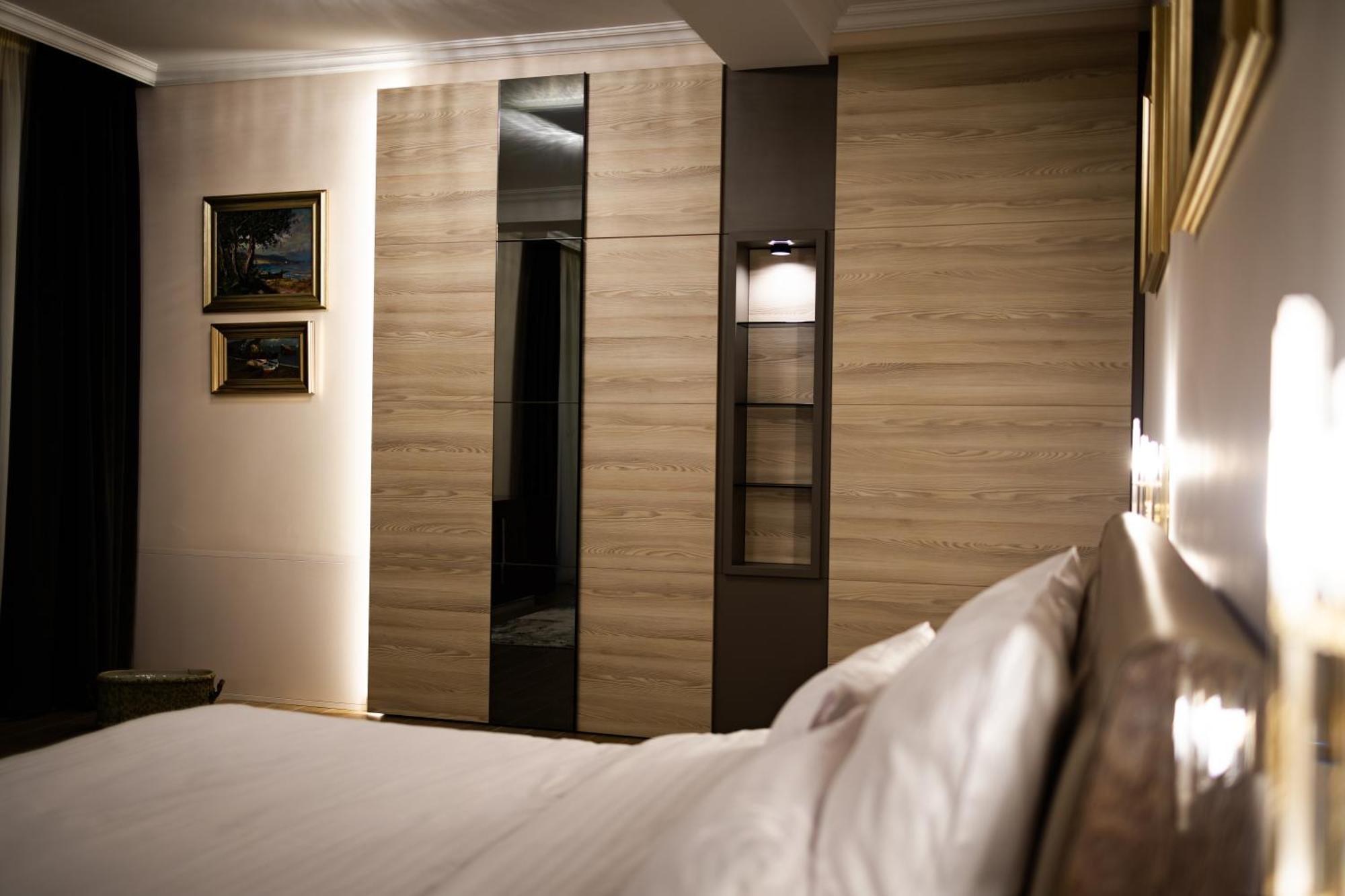 Therme Criss Balotesti Exterior foto